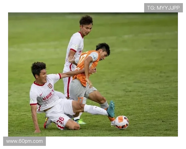 成都足球队与南京足球队赛后技术分析与战术总结