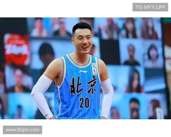 翟晓川：从篮球场上的拼搏者到生活中的多面手，展现无限可能与激情