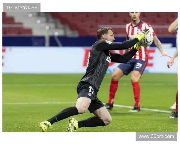 上海足球队以62分稳居冠军赛积分榜首位追赶者紧随其后 上海足球队以62分稳居冠军赛积分榜首位追赶者紧随其后