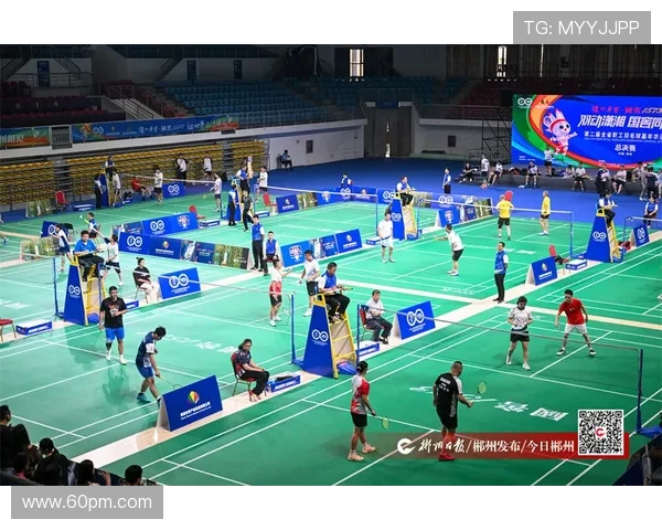 成都羽毛球队与广州羽毛球队赛后复盘分析力量对决的精彩瞬间